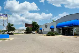 8312 Bowling Green Dr, Austin, TX 78757 - Photo 32