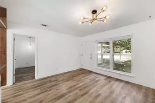 8312 Bowling Green Dr, Austin, TX 78757 - Photo 10