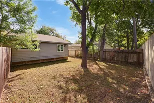 8312 Bowling Green Dr, Austin, TX 78757 - Photo 20