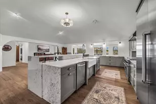 510 Herrin Ln, Bertram, TX 78605 - Photo 16