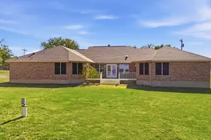 200 Apache Trail St, Burnet, TX 78611 - Photo 36