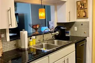 6718 Silvermine Dr, Austin, TX 78736 - Photo 6