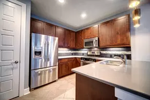 2002 Tramson Dr, Austin, TX 78741 - Photo 6