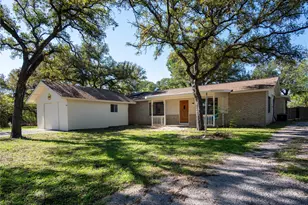810 Woodland Hills Dr, Granite Shoals, TX 78654 - Photo 1