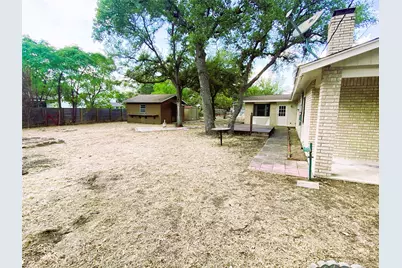 810 Woodland Hills Drive, Granite Shoals, TX 78654 - Photo 12