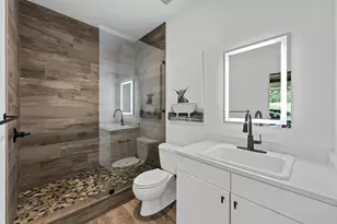 333 Stallion Ln, Dripping Springs, TX 78620 - Photo 32