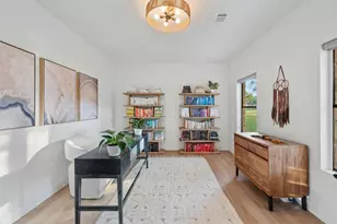 333 Stallion Ln, Dripping Springs, TX 78620 - Photo 22