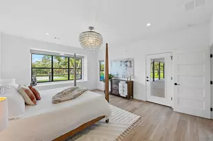 333 Stallion Ln, Dripping Springs, TX 78620 - Photo 16