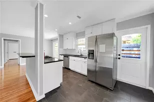 2617 W 49th 1/2 St, Austin, TX 78731 - Photo 4