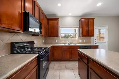 1200 Reagan Wells Drive, Hutto, TX 78634 - Photo 10