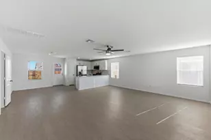 385 Keefer, Kyle, TX 78640 - Photo 4