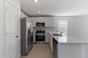 385 Keefer, Kyle, TX 78640 - Photo 8