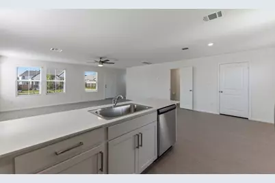 385 Keefer, Kyle, TX 78640 - Photo 12