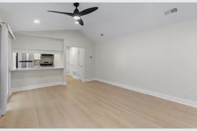 2215 Post Road #2051, Austin, TX 78704 - Photo 2