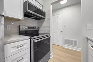 2215 Post Rd, Austin, TX 78704 - Photo 16