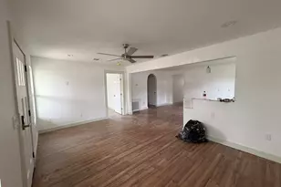 647 Erline Ave, San Antonio, TX 78237 - Photo 4