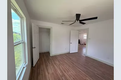 647 Erline Avenue, San Antonio, TX 78237 - Photo 18
