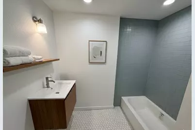 647 Erline Avenue, San Antonio, TX 78237 - Photo 10