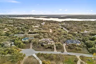 5308 Laguna Cliff Ln, Austin, TX 78734 - Photo 2