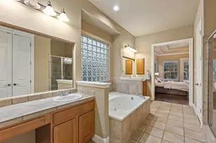 5308 Laguna Cliff Ln, Austin, TX 78734 - Photo 16