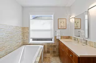 2300 S 3rd St, Austin, TX 78704 - Photo 32