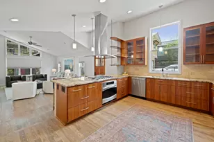 2300 S 3rd St, Austin, TX 78704 - Photo 12