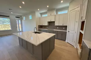 139 Comfort Dr, Buda, TX 78610 - Photo 6