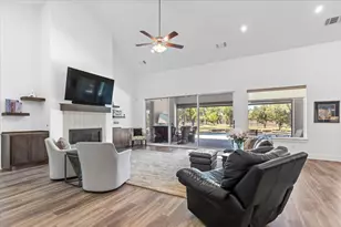 10912 Seawall Dr, Austin, TX 78737 - Photo 22