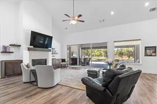 10912 Seawall Dr, Austin, TX 78737 - Photo 18