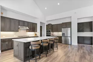 10912 Seawall Dr, Austin, TX 78737 - Photo 8