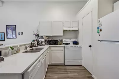 2801 Rio Grande Street #308, Austin, TX 78705 - Photo 10