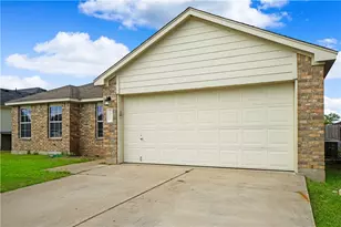 2903 Don Hill Ln, Taylor, TX 76574 - Photo 1