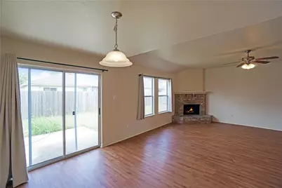 2903 Don Hill Lane, Taylor, TX 76574 - Photo 4