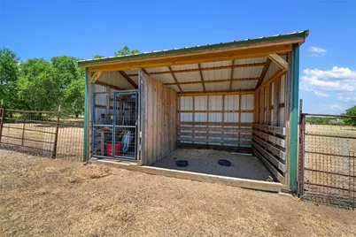120 Craigen Road, Liberty Hill, TX 78642 - Photo 32