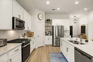 220 Castlefields St, Hutto, TX 78634 - Photo 6
