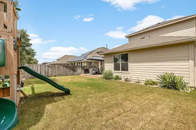 220 Castlefields Street, Hutto, TX 78634 - Photo 32