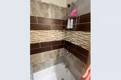 712 21st Street W #201, Austin, TX 78705 - Photo 16