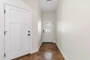 107 E Keamuku Ct, Bastrop, TX 78602 - Photo 4