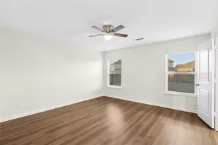 16416 Farmhouse Ln, Elgin, TX 78621 - Photo 18