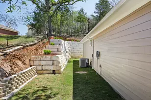 473 Tahitian Dr, Bastrop, TX 78602 - Photo 30
