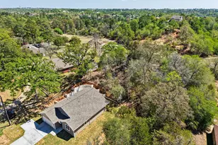 473 Tahitian Dr, Bastrop, TX 78602 - Photo 36
