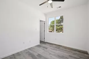 473 Tahitian Dr, Bastrop, TX 78602 - Photo 26