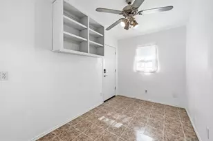 8308 Hanbridge Ln, Austin, TX 78736 - Photo 12