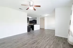 112 Hawkins Ct, Hutto, TX 78634 - Photo 6