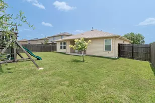 112 Hawkins Ct, Hutto, TX 78634 - Photo 36