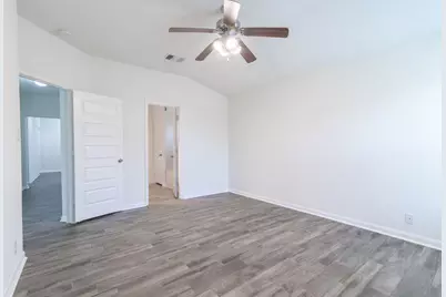 112 Hawkins Court, Hutto, TX 78634 - Photo 16