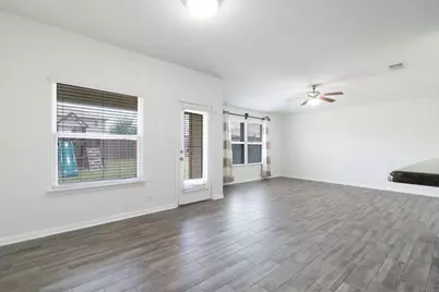 112 Hawkins Court, Hutto, TX 78634 - Photo 4