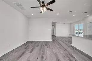 254 Boatright Blvd, Jarrell, TX 76537 - Photo 36