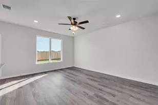 254 Boatright Blvd, Jarrell, TX 76537 - Photo 32