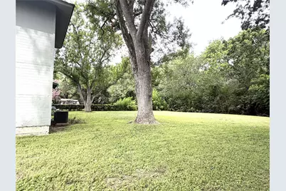 829 Saint Vincent Street, Gonzales, TX 78629 - Photo 8